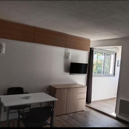 Frejus-Plage Et Centre-Ville, 28 M2, Accueil 4 Personnes, Francais, English Spoken ภายนอก รูปภาพ